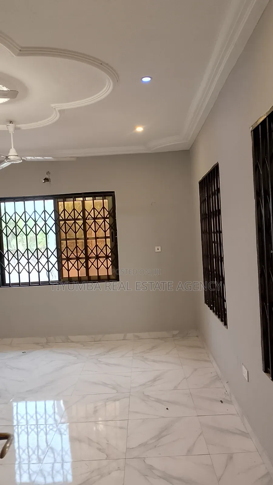 2bdrm Apartment in Tiyumba Real Estate, Pillar 2 for rent