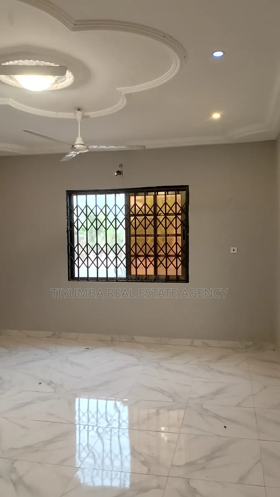 2bdrm Apartment in Tiyumba Real Estate, Pillar 2 for rent