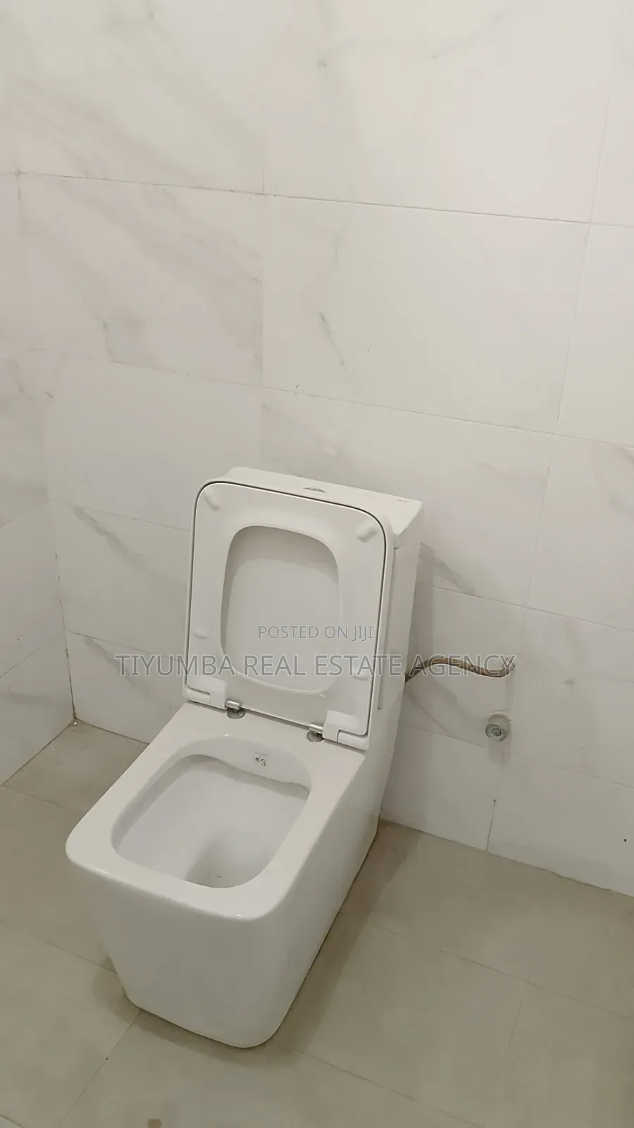 2bdrm Apartment in Tiyumba Real Estate, Pillar 2 for rent