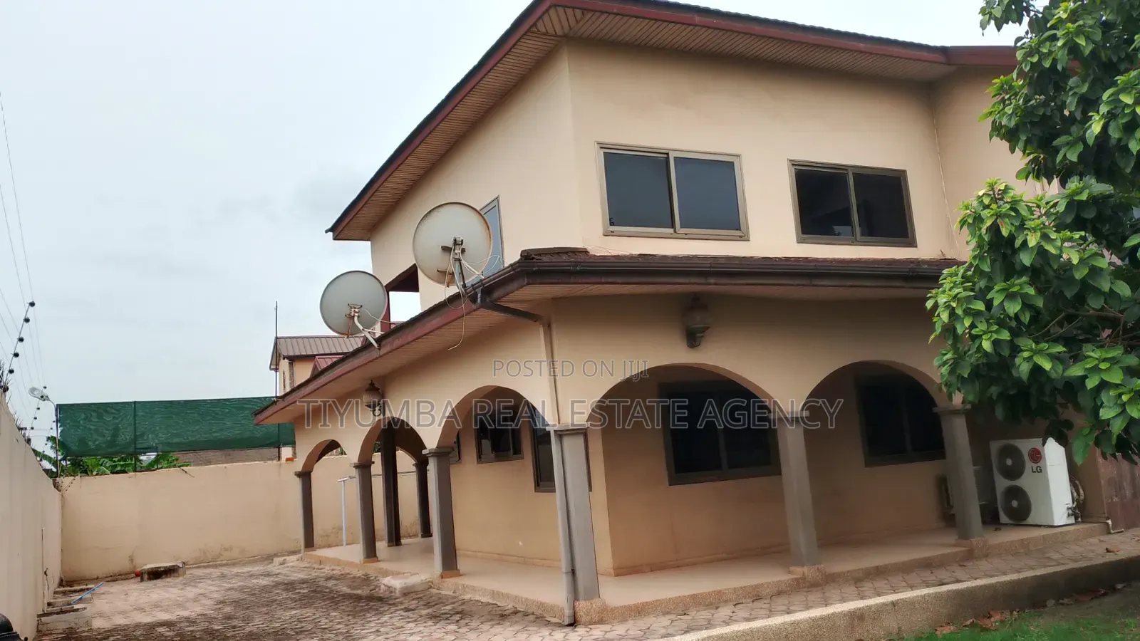 5bdrm House in Tiyumba Real Estate, Pillar 2 for rent