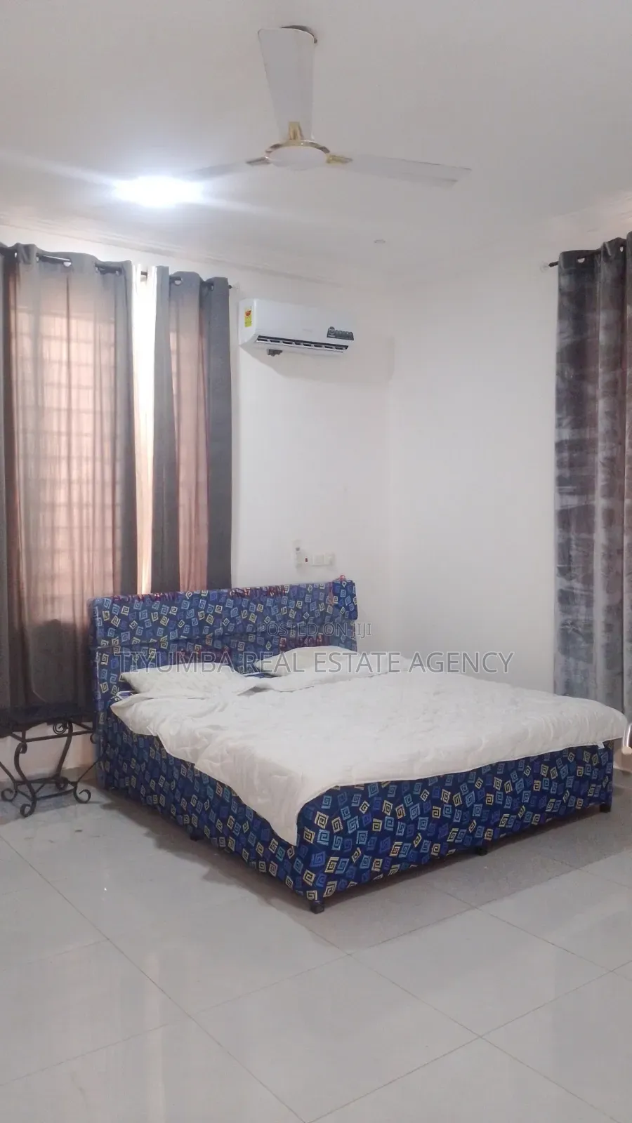 3bdrm Duplex in Tiyumba Real Estate, The Mall for rent