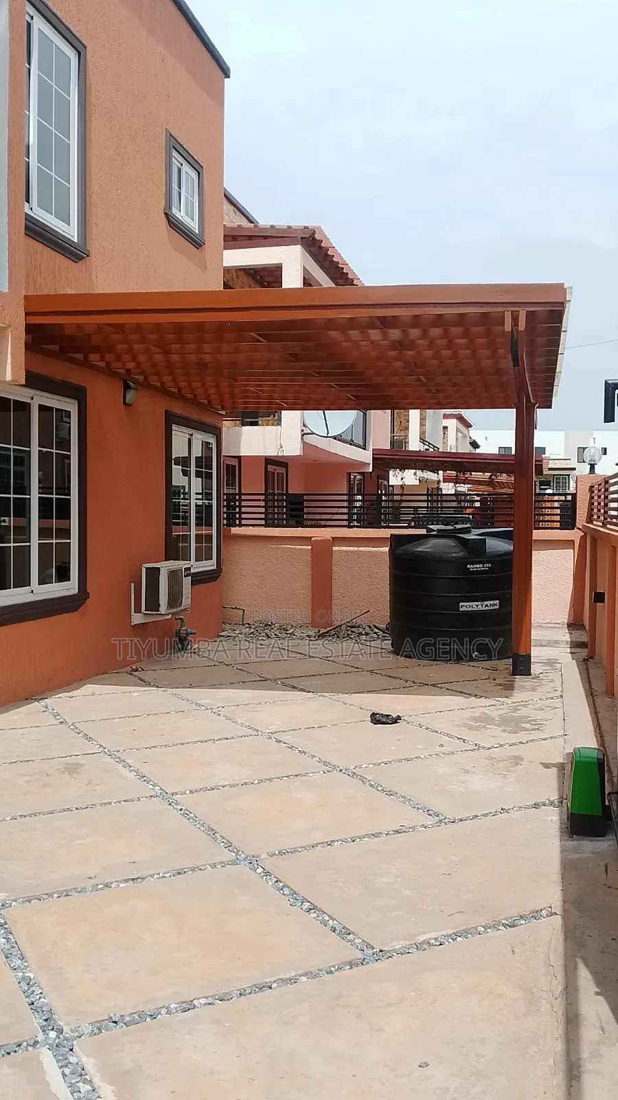 3bdrm House in Tiyumba Real Estate, Airport Residential Area for rent