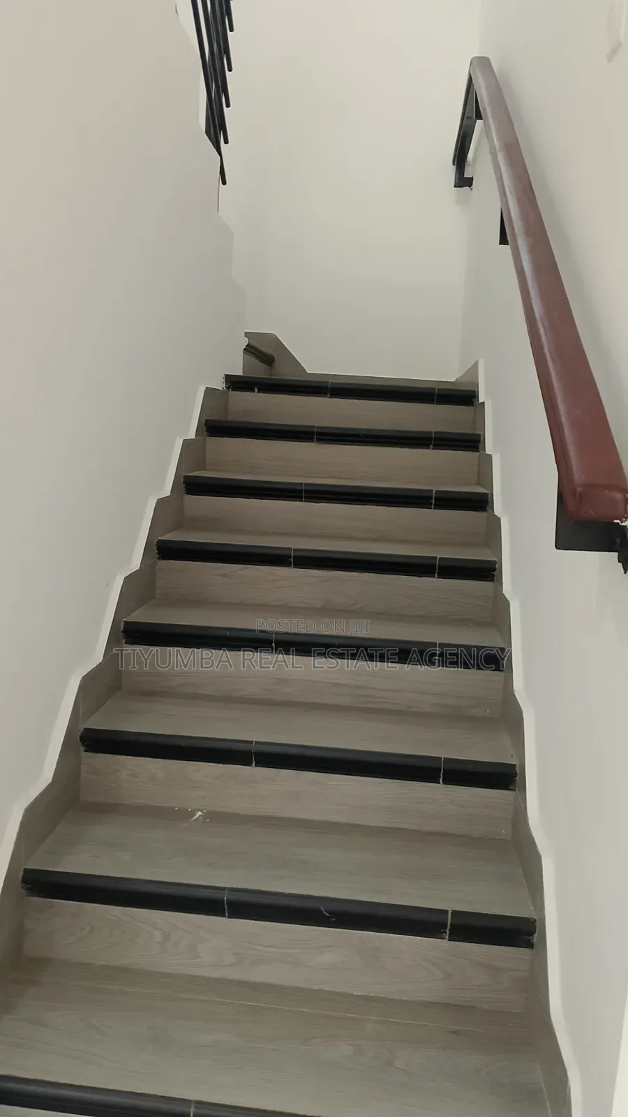 3bdrm House in Tiyumba Real Estate, Airport Residential Area for rent