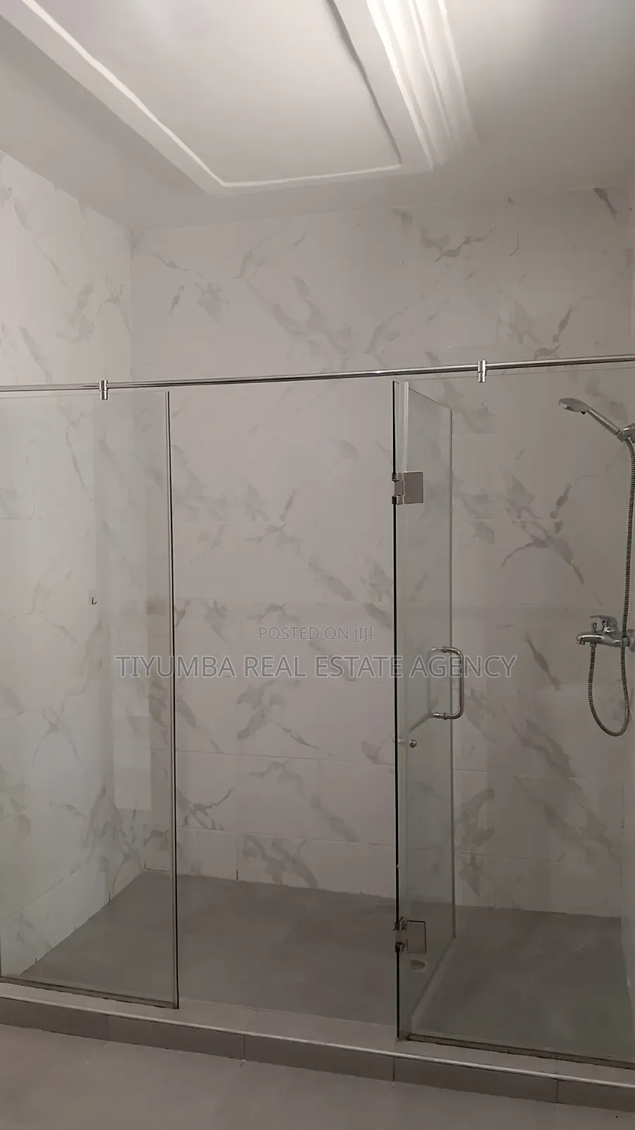 3bdrm House in Tiyumba Real Estate, Airport Residential Area for rent