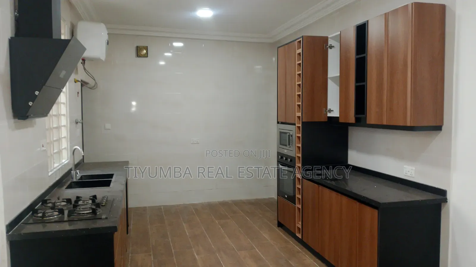 3bdrm House in Tiyumba Real Estate, Airport Residential Area for rent