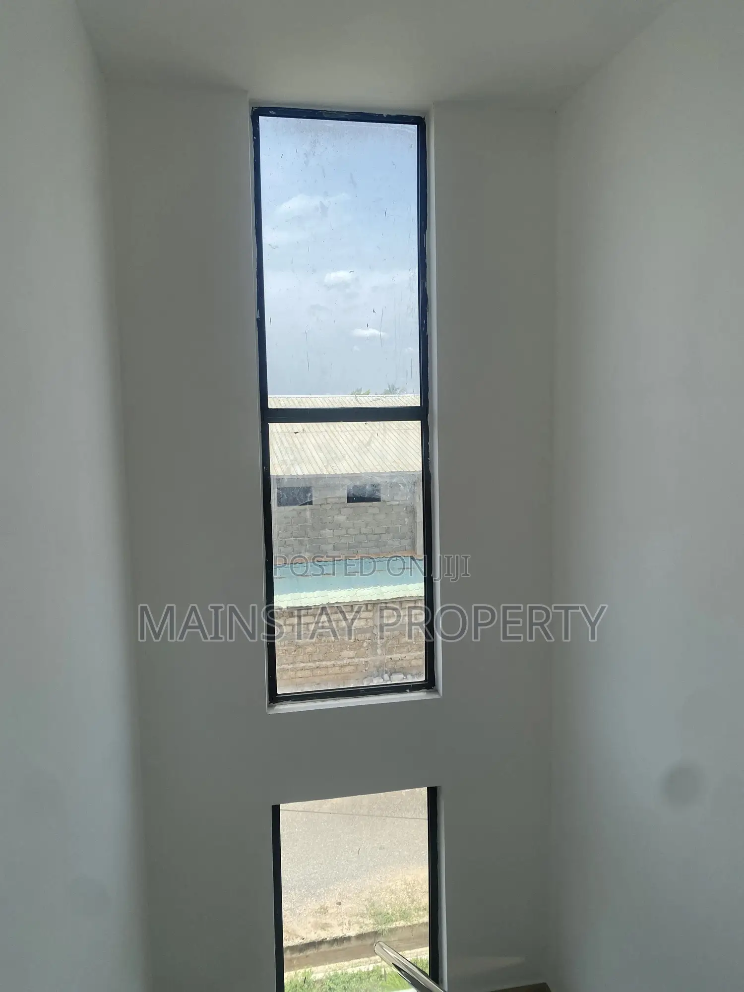 4bdrm Townhouse/Terrace in Mainstay Estates, East Legon for sale