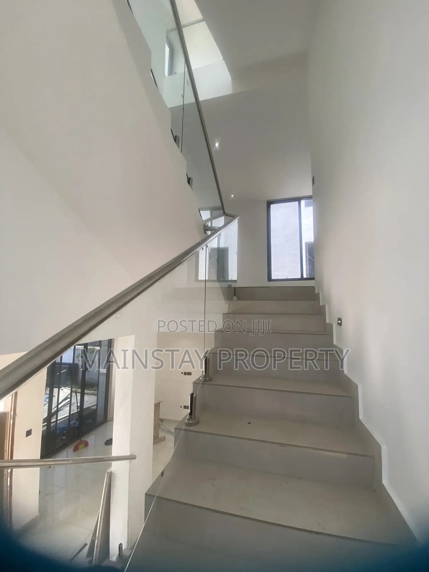 4bdrm Townhouse/Terrace in Mainstay Estates, East Legon for sale