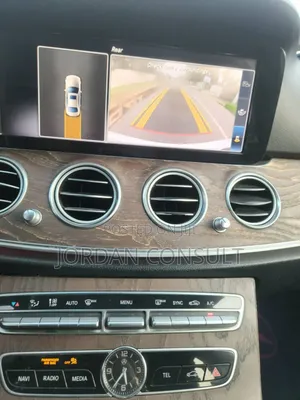 Mercedes-Benz E300 2018 White
