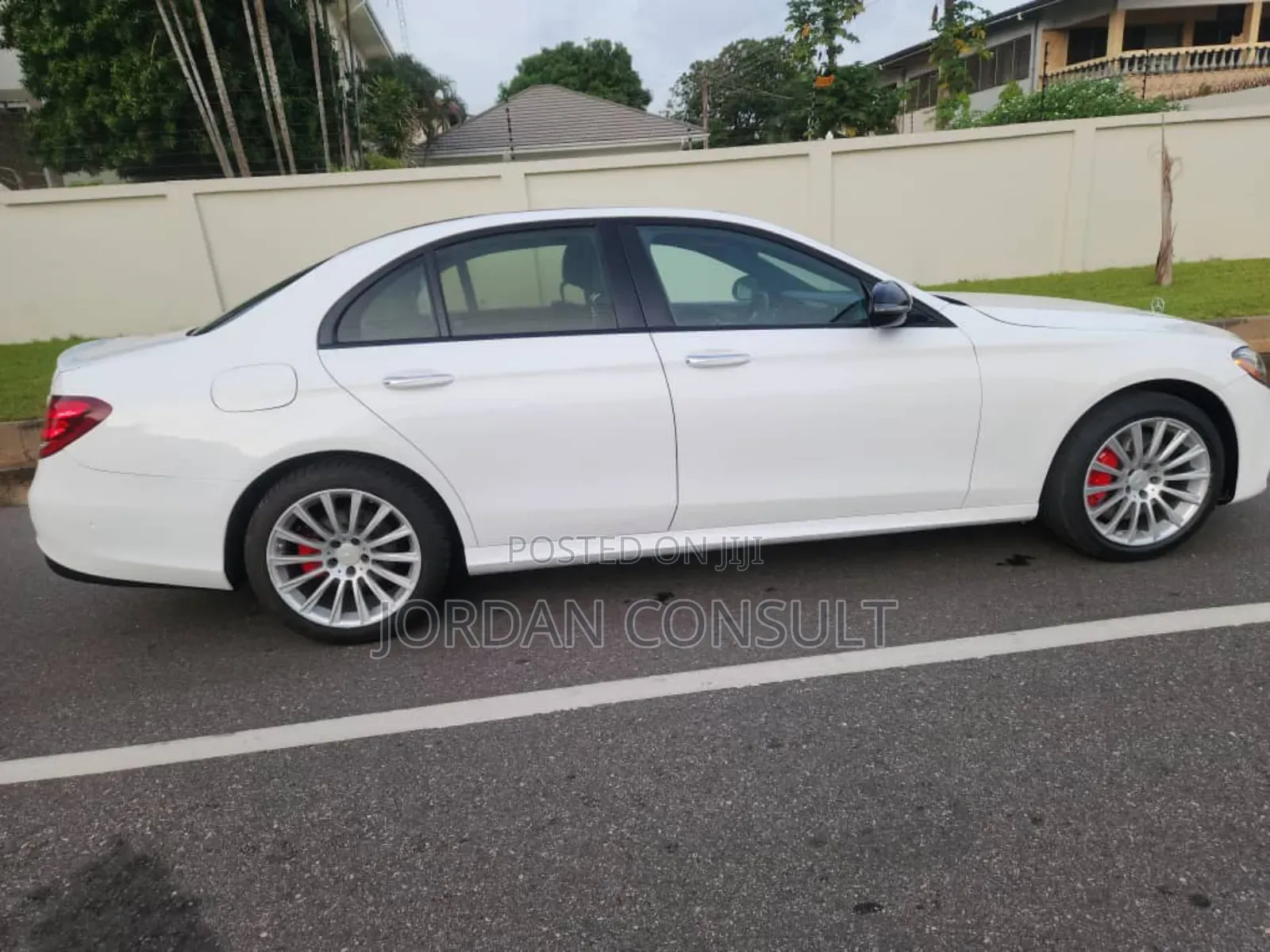 Mercedes-Benz E300 2018 White