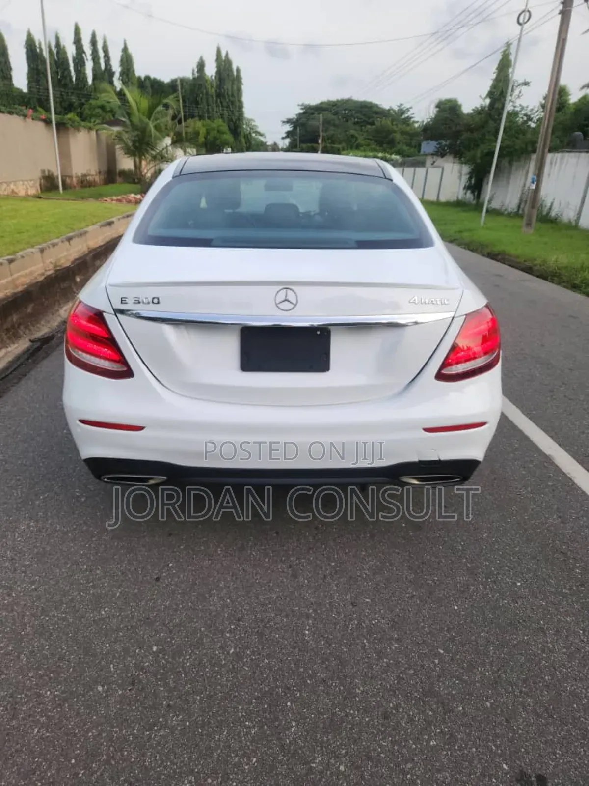 Mercedes-Benz E300 2018 White