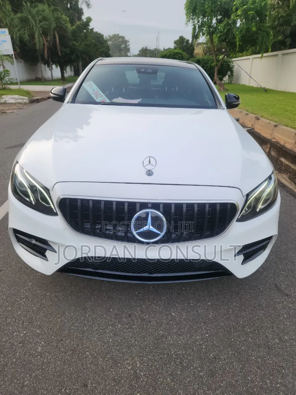 Mercedes-Benz E300 2018 White