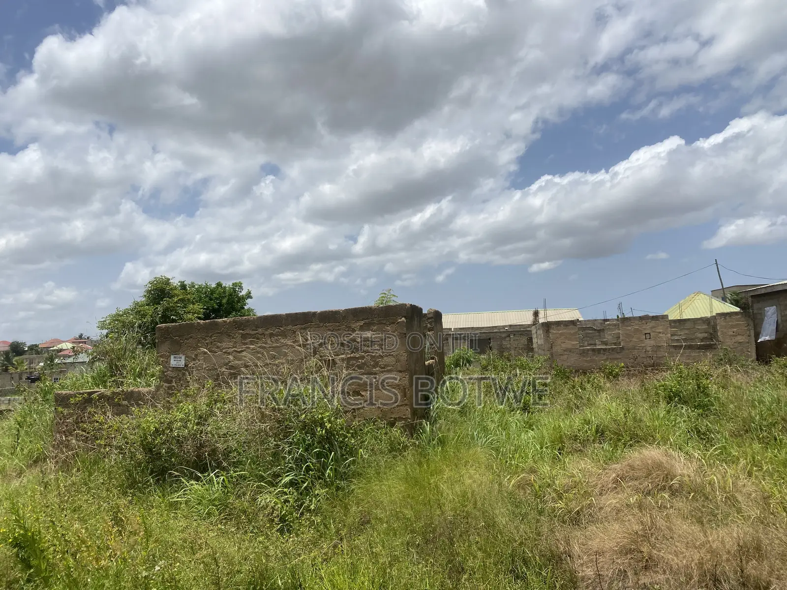 1plot of a Land for Sell