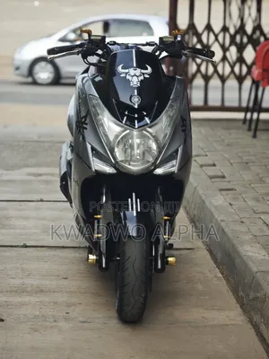 Yamaha Majesty 2018 Silver