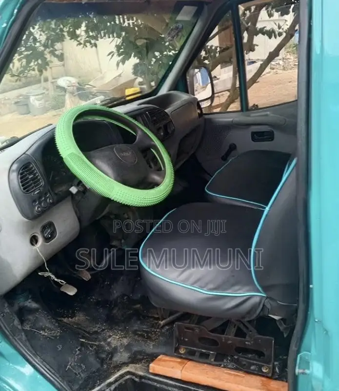 Ford Transit 2010