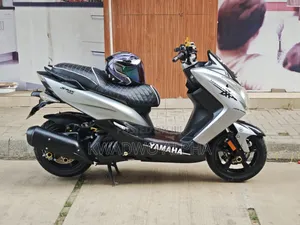 Yamaha Majesty 2018 Silver