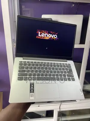 Laptop Lenovo IdeaPad 310 4GB Intel SSD 128GB