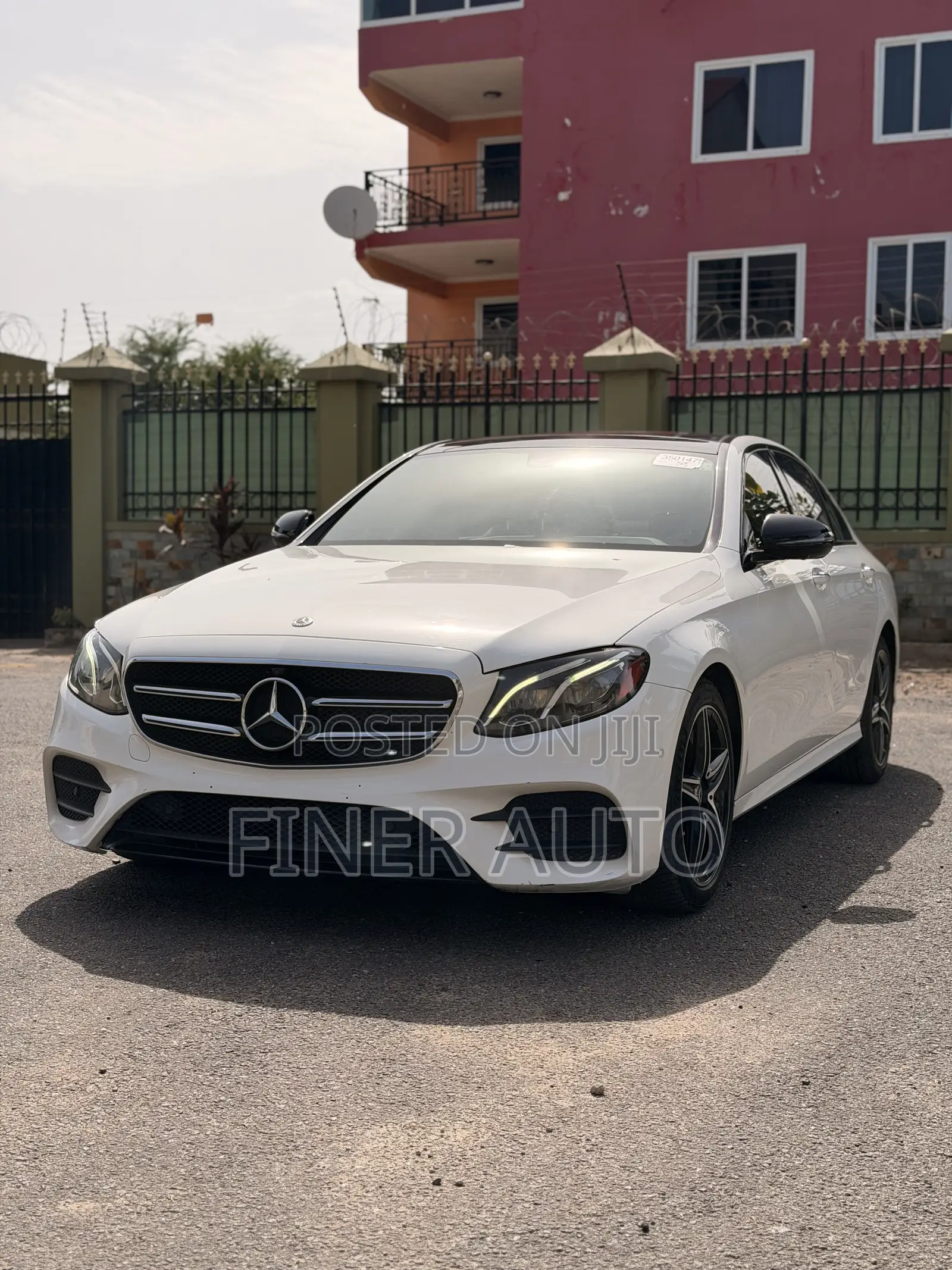Mercedes-Benz E300 2019 White