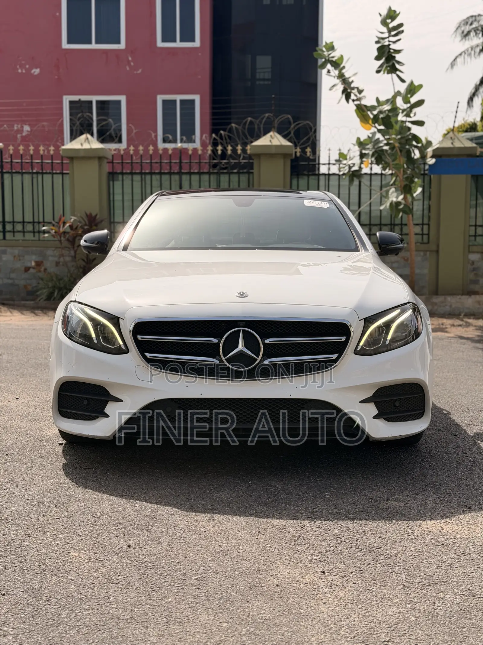 Mercedes-Benz E300 2019 White