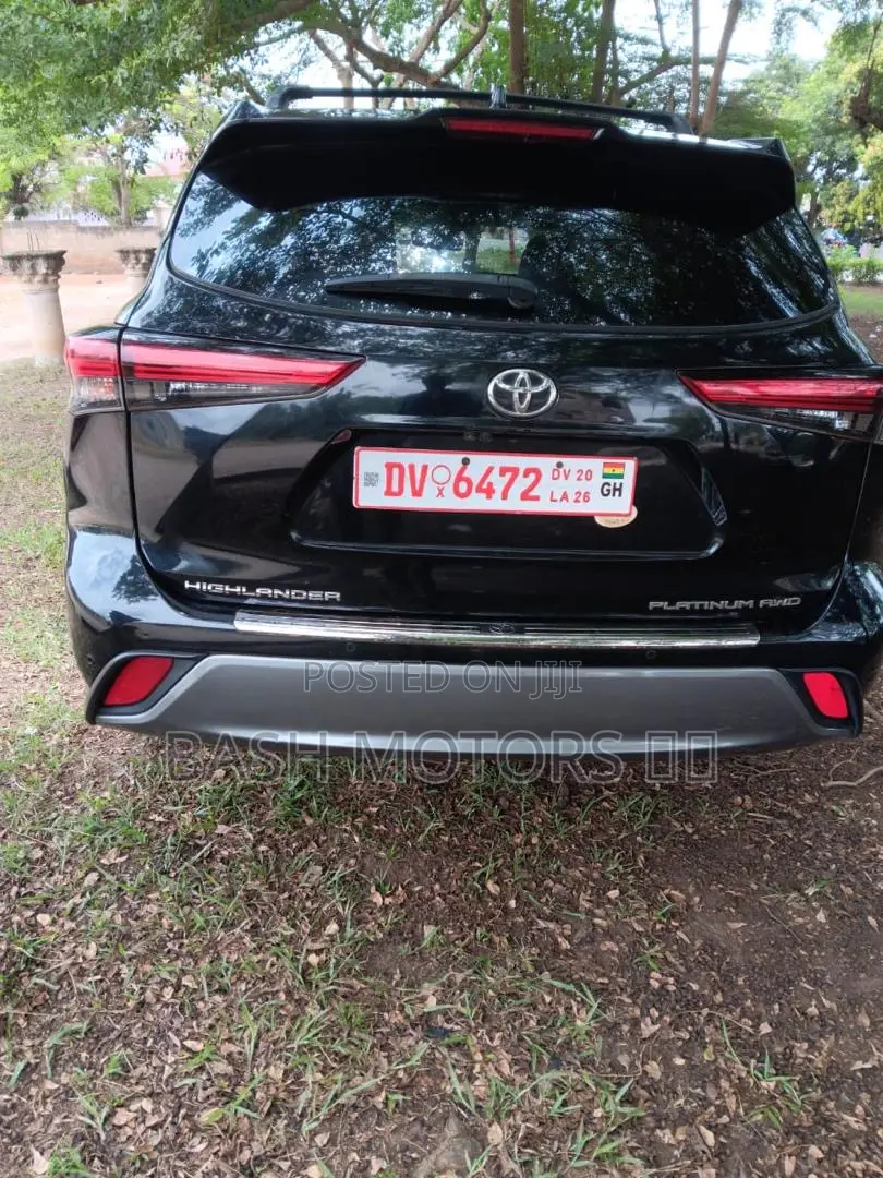 Toyota Highlander Platinum FWD 2023 Black
