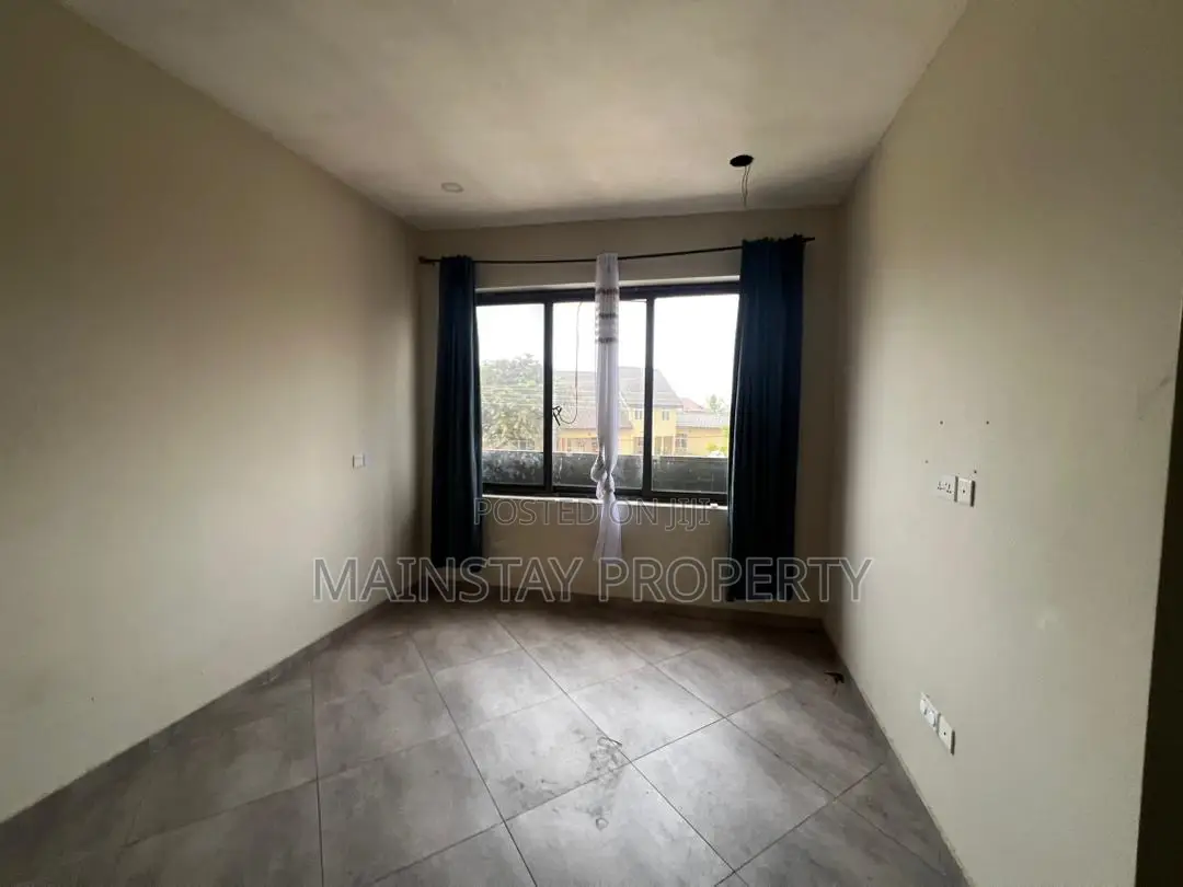 3bdrm Duplex in Mainstay Estates, Tseaddo for rent