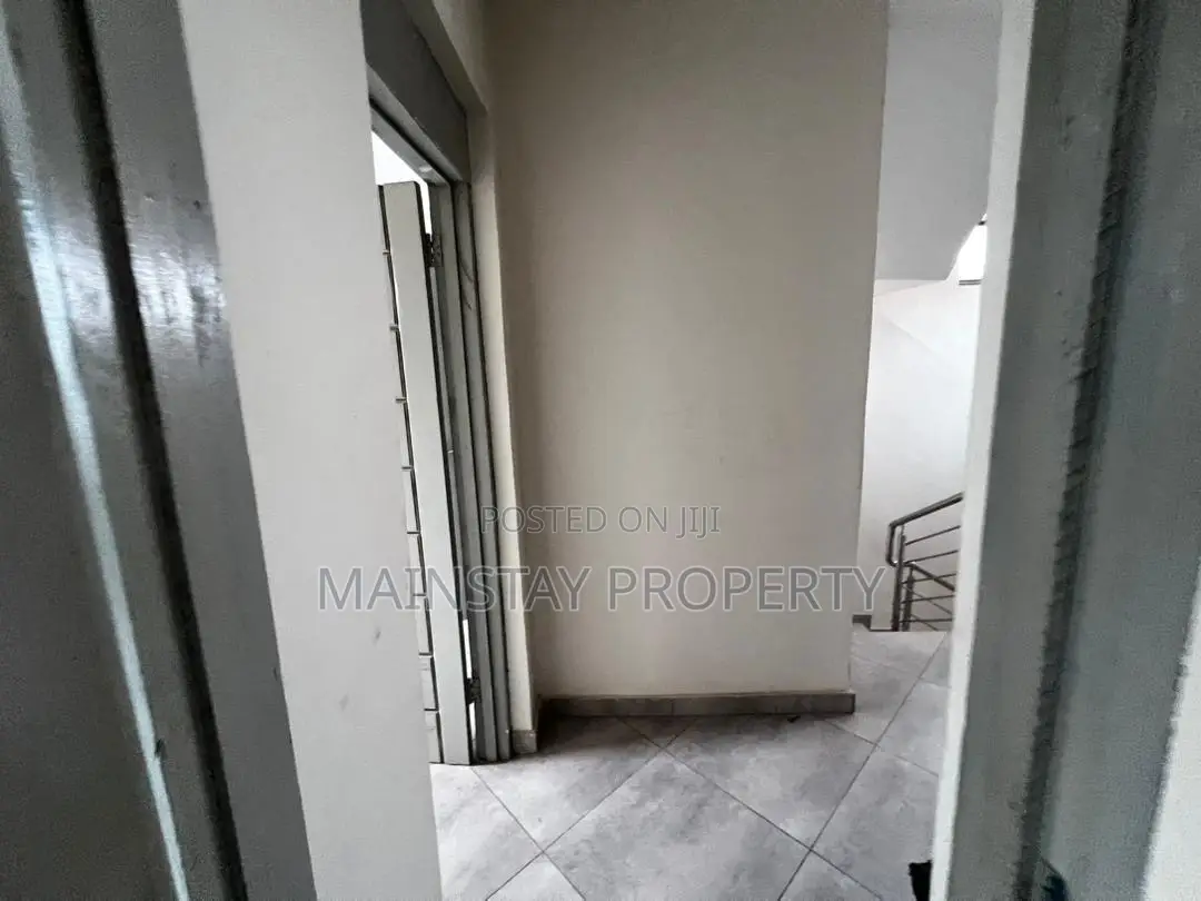 3bdrm Duplex in Mainstay Estates, Tseaddo for rent