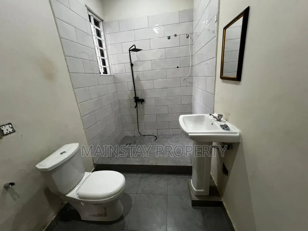 3bdrm Duplex in Mainstay Estates, Tseaddo for rent