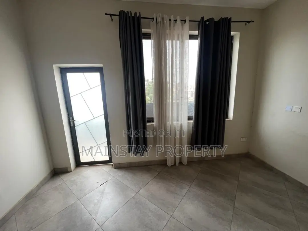 3bdrm Duplex in Mainstay Estates, Tseaddo for rent