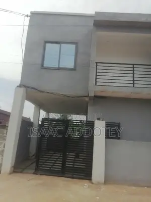 2bdrm Bungalow in Baatsona Total for rent