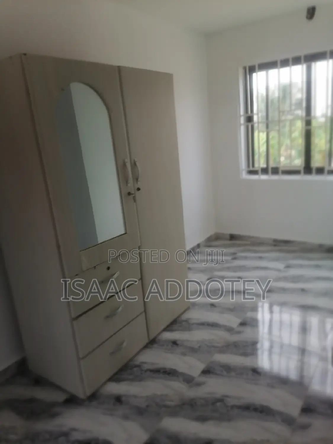2bdrm Bungalow in Baatsona Total for rent