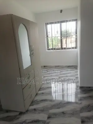 2bdrm Bungalow in Baatsona Total for rent