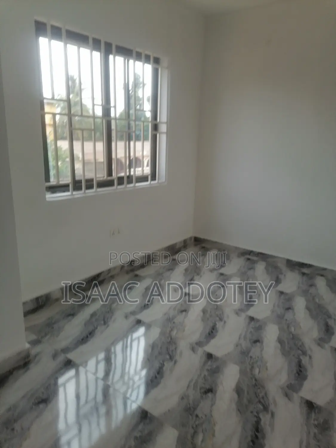 2bdrm Bungalow in Baatsona Total for rent