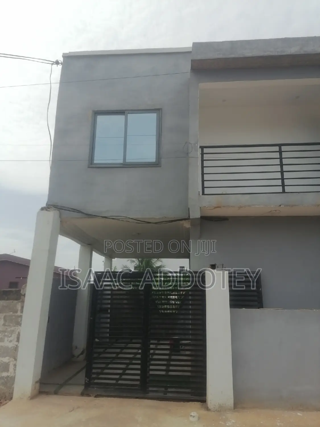 2bdrm Bungalow in Baatsona Total for rent