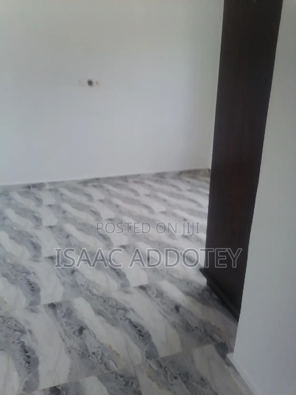 2bdrm Bungalow in Baatsona Total for rent