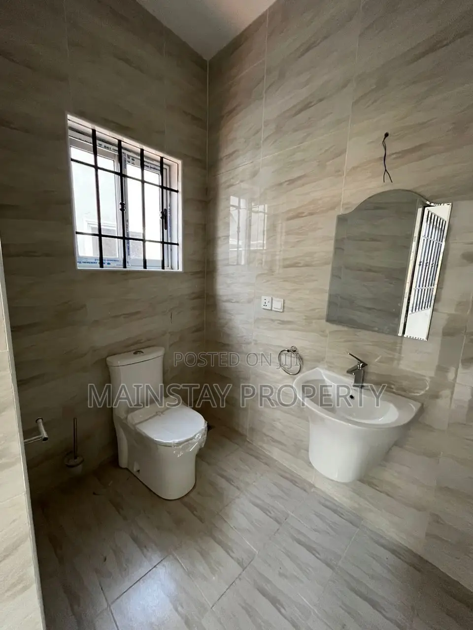 3bdrm House in Mainstay Estates, Ashaley Botwe for rent