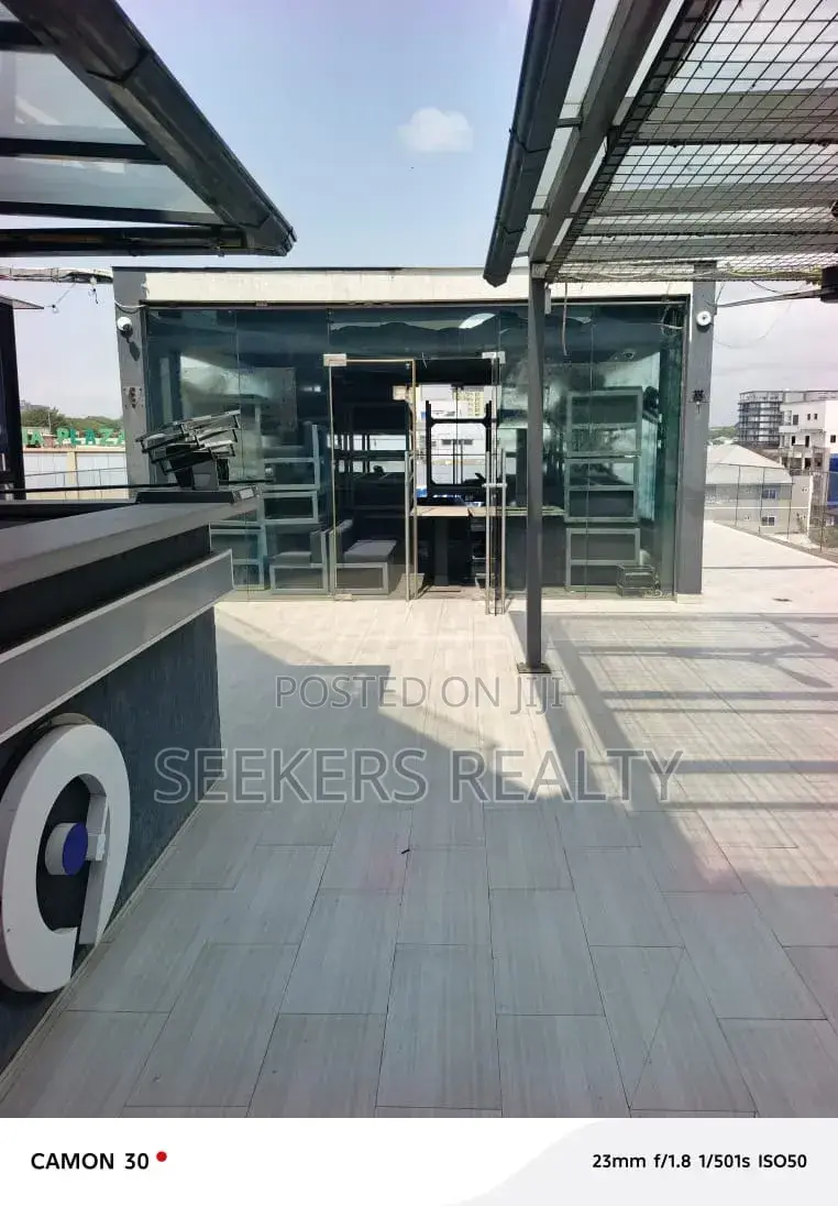  Rooftop Restaurant Space for Rent – Osu Oxford Street