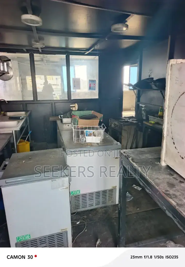  Rooftop Restaurant Space for Rent – Osu Oxford Street