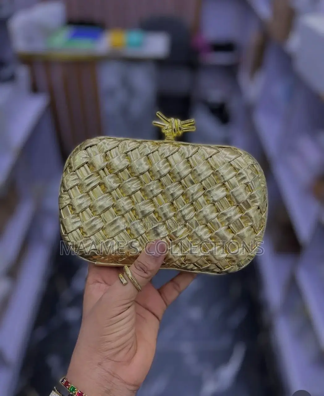 Bottega Veneta Knot Minaudière Ladies Clutch Bag ( Comes With a Box)