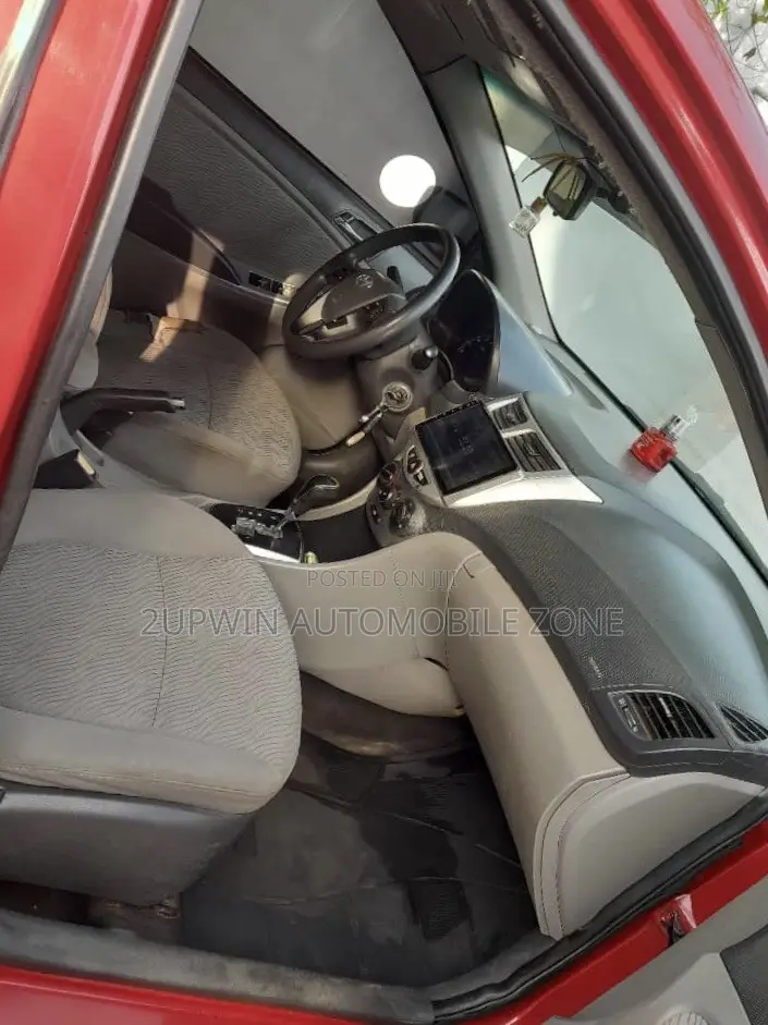 Hyundai Accent 2013 Red