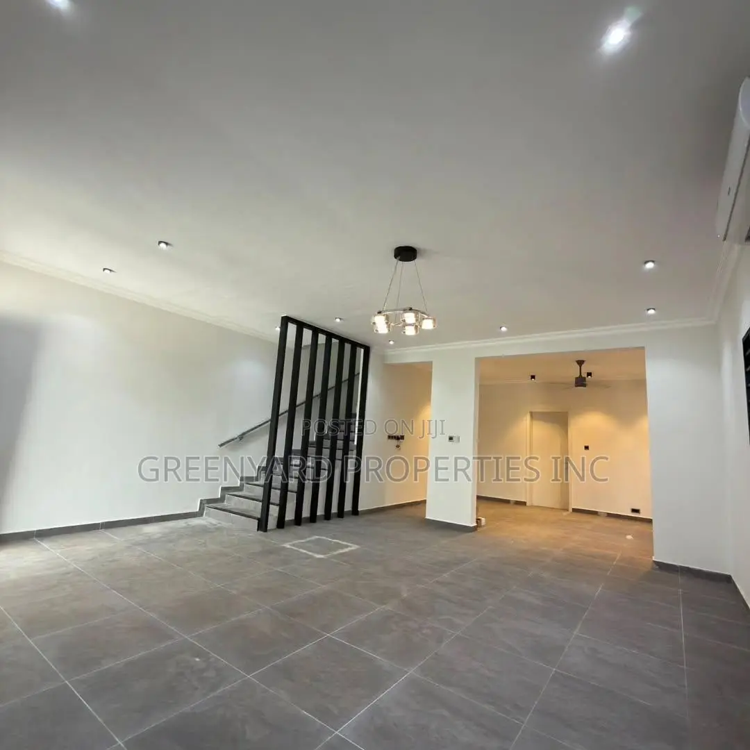 3bdrm House in Lakeside C8 for sale