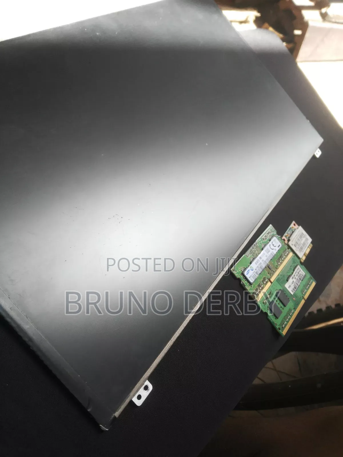 Laptop Screen 15 Inch