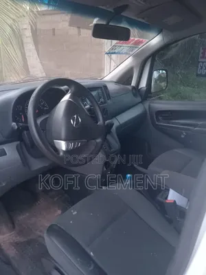 Nissan NV200 2018 White