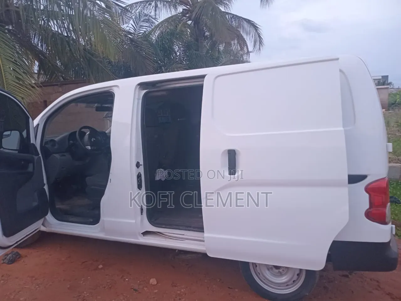 Nissan NV200 2018 White