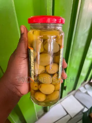 Pitted Green Olives