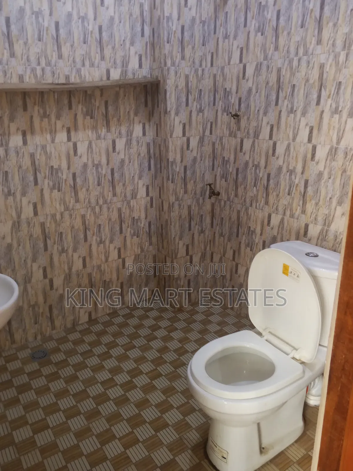 1bdrm Apartment in Deduako D & D, Kumasi Metropolitan for rent