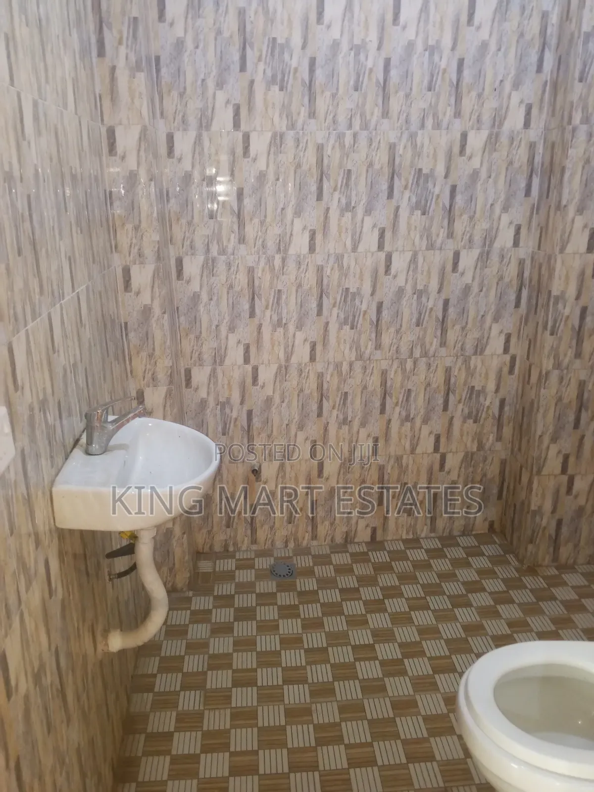 1bdrm Apartment in Deduako D & D, Kumasi Metropolitan for rent