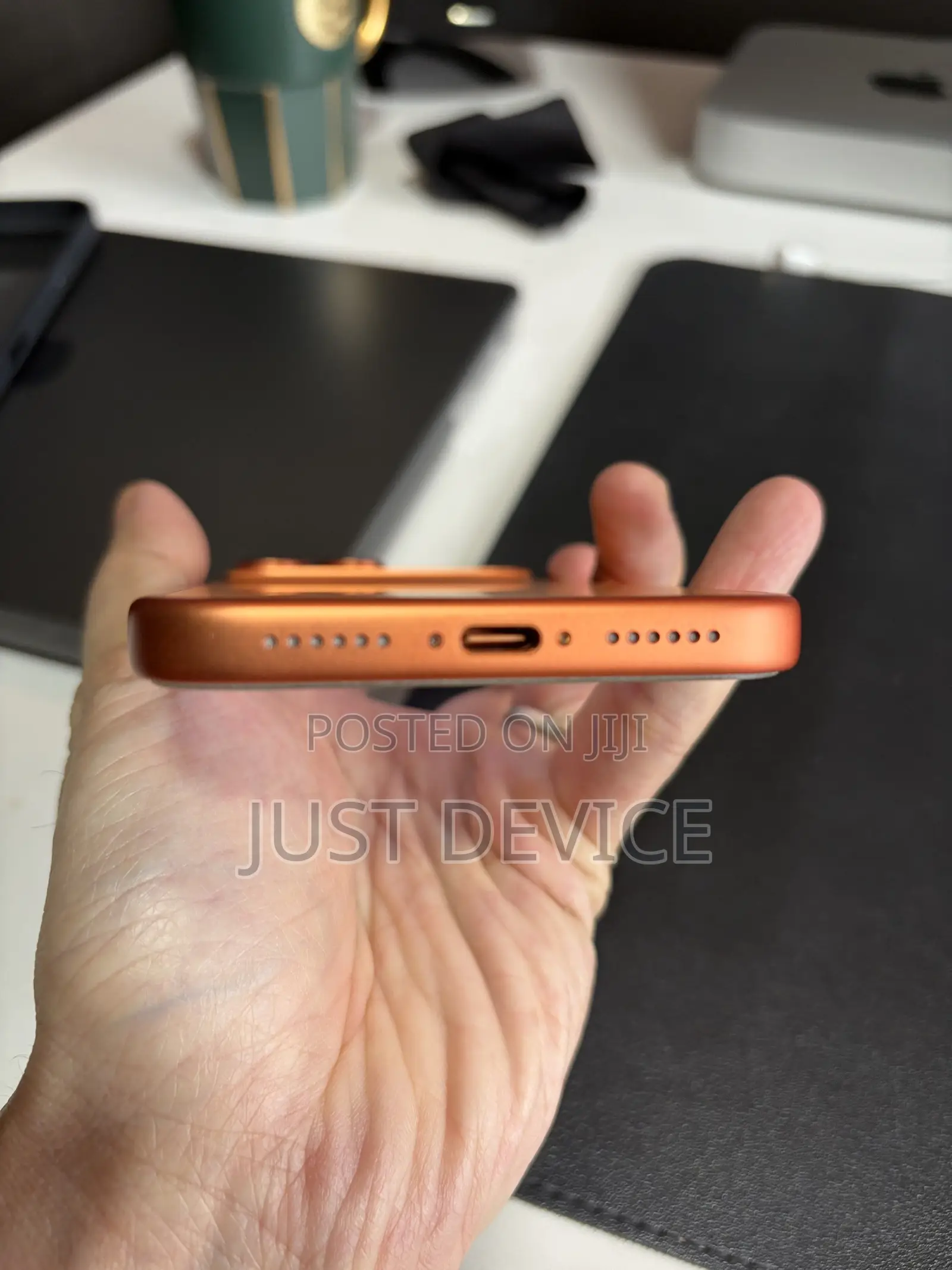 New Apple iPhone 17 Pro Max 1 TB Orange