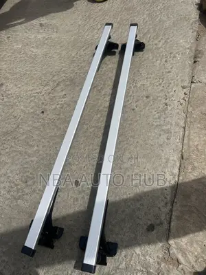 Universal Crossing Bar for All Saloon Cars