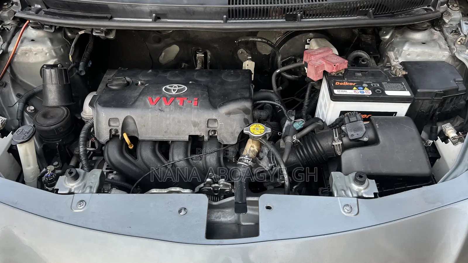 Toyota Yaris 2010 Gray