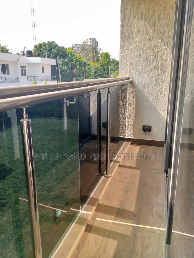 3bdrm Townhouse / Terrace in Airport for rent