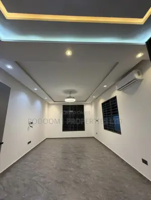 3bdrm House in Lakeside Estate for sale
